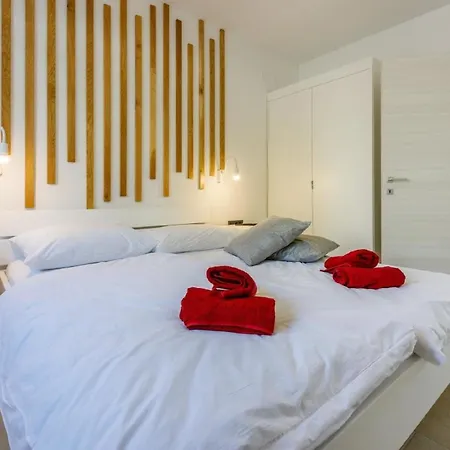 Ferienwohnung Fuer 6 Personen Ca 60 Qm In Crikvenica, Kvarner Bucht Und Umgebung - A83204 شقة *